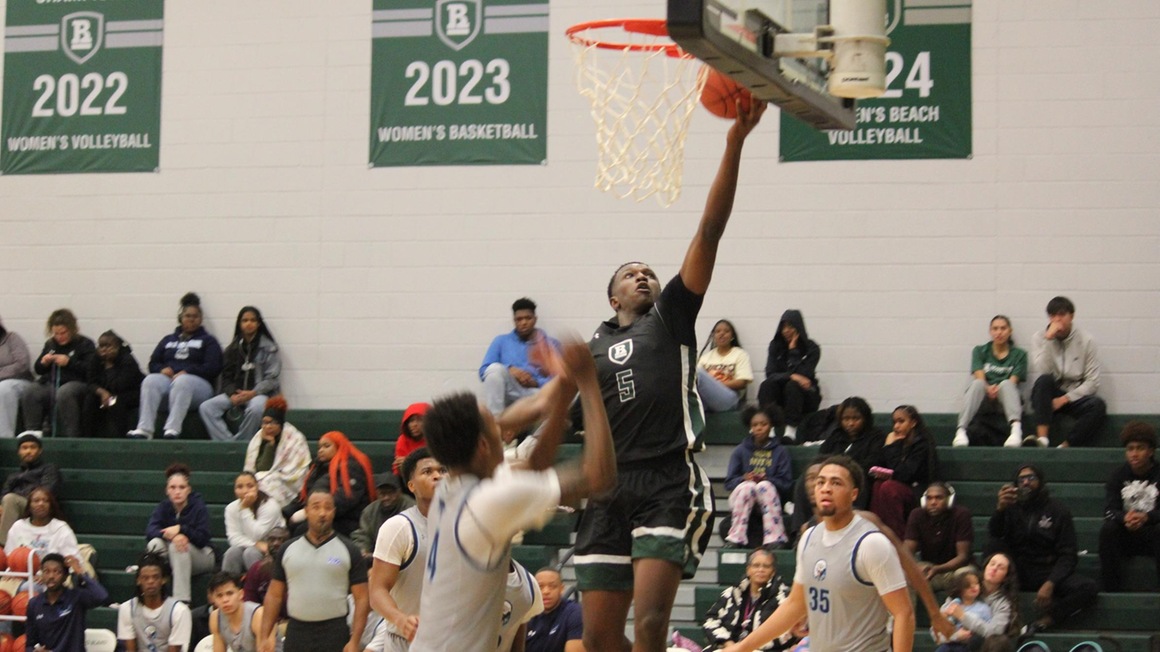 Statesmen Split Road Stretch with Win at Wake Tech, One-Point Loss at Gaston