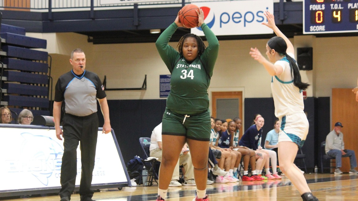 Women&rsquo;s Basketball Battles Through Tough Weekend Stretch, Zepeda Leads Offensive Effort