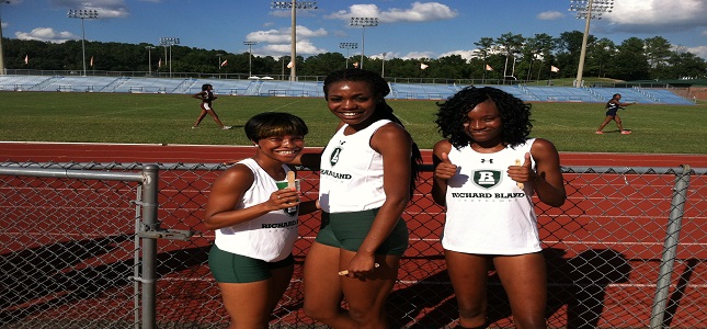 RICHARD BLAND CROSS COUNTRY TEAMS MAKE THEIR MARK IN SEASON OPENER